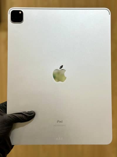 iPad Pro  12.9 inch 128Gb 4th Generation