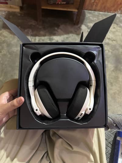 BLOODY GAMING WIRLESS RGB HEADEST WIRELESS + USB C + USB A