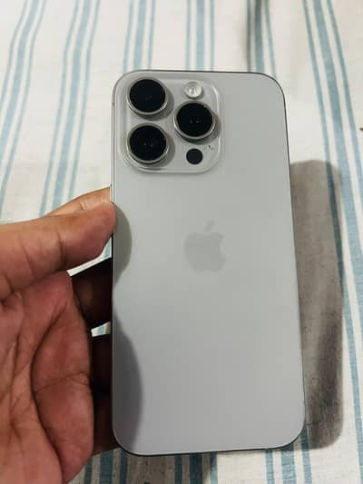 Apple iPhone 15 Pro
