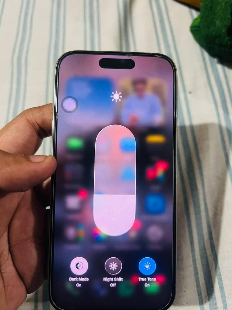 Apple iPhone 15 Pro 9