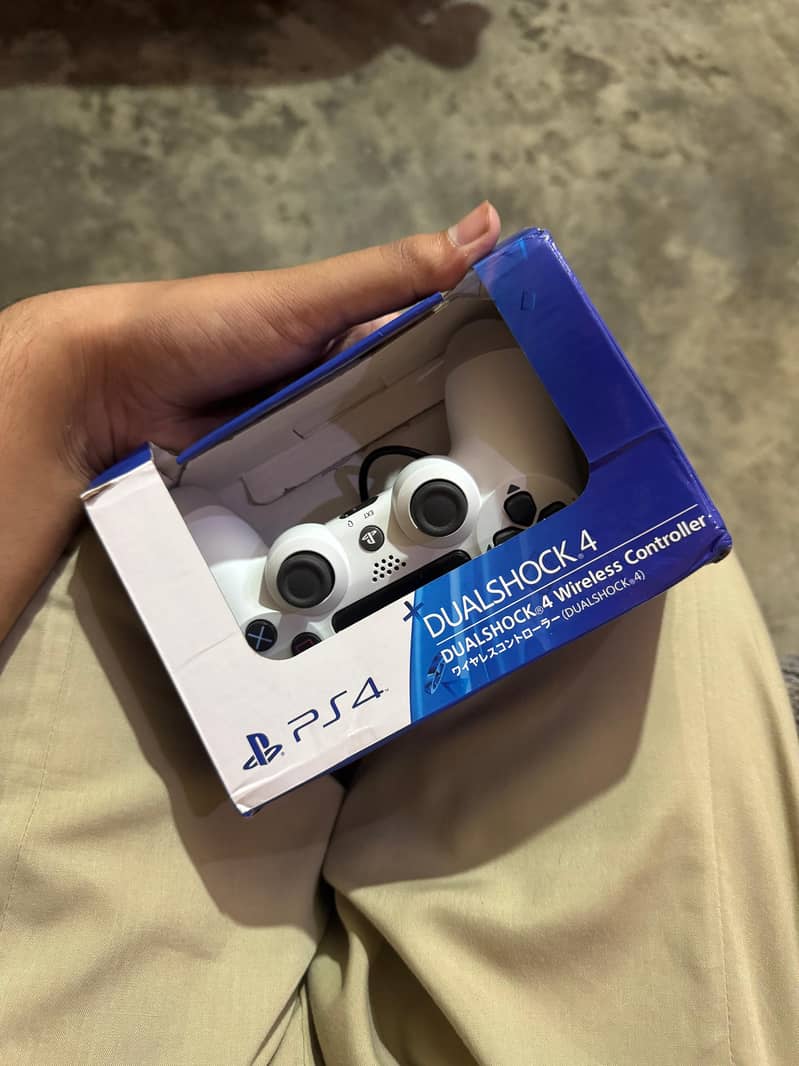 PS4 WIRELESS CONTROLLER 1ST COPY BLUETOOTH+WIRED CONNECTIVITY 0