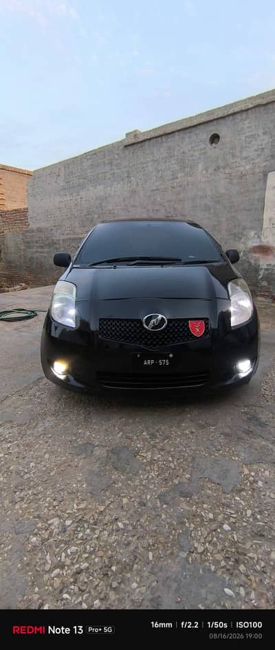 Toyota Vitz 2007