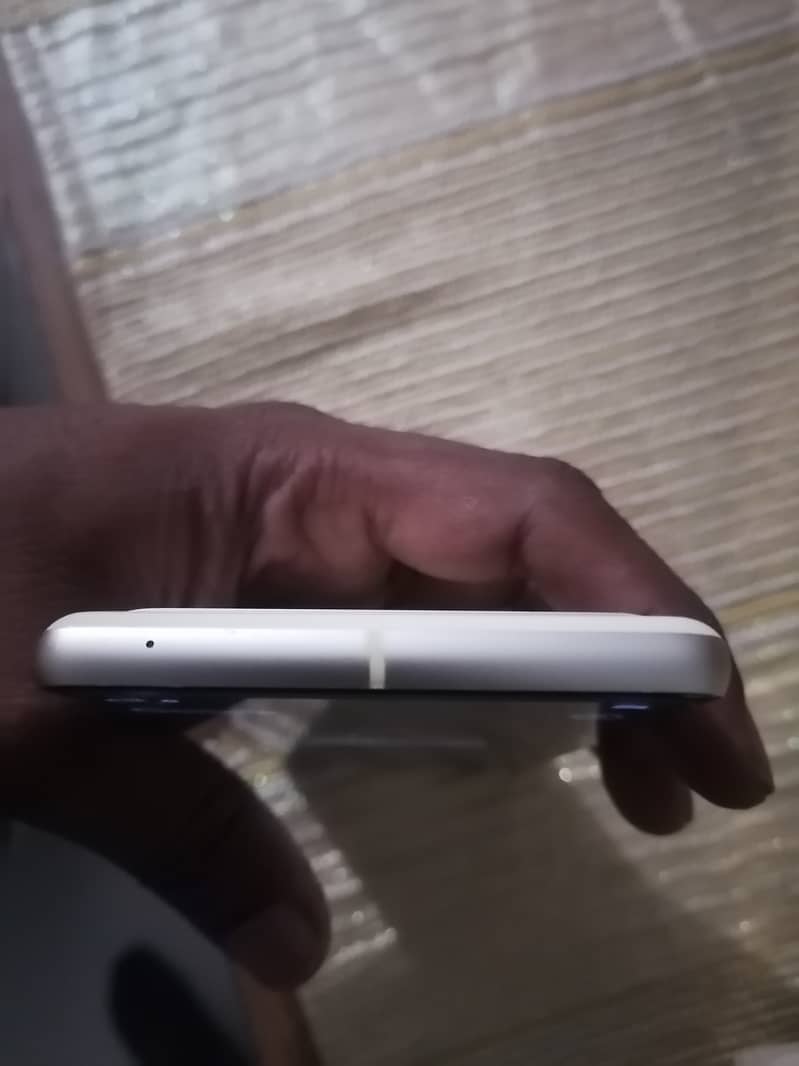 Google Pixel 7 3