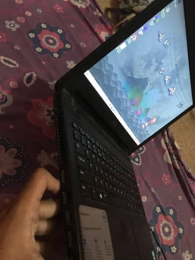 laptop i3 third generation 10 by 10
