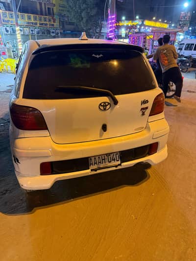 Toyota Vitz 2003