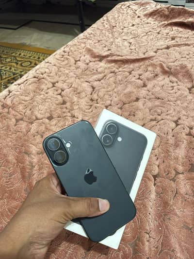 Apple iPhone 16