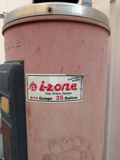 iZone Gas Water Geyser 35 Gallon