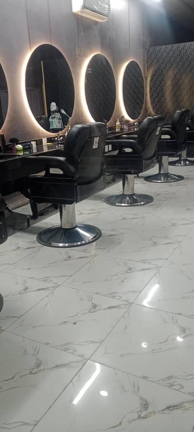 I need famale hair salon ke Liya boy salon hai