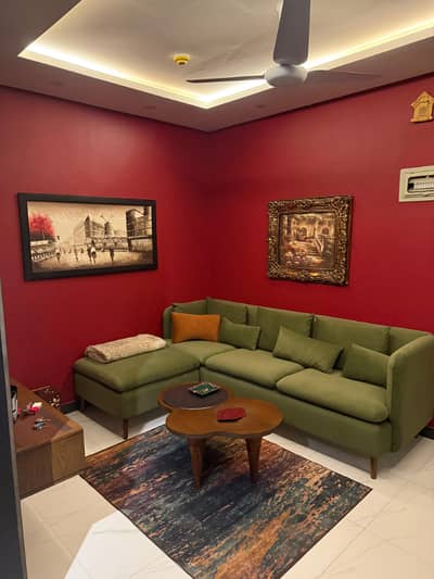 Per day 1bed ROM full furnished apartments safe and scour 100%coupe allow