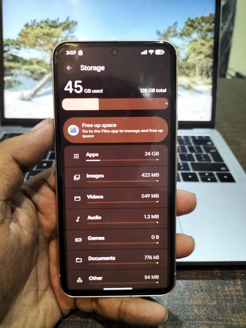 Google Pixel 8 5