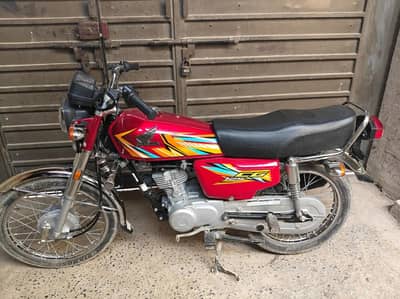 2025/2026 Model Condition thk ha Original parts Ha koi cheez change ni