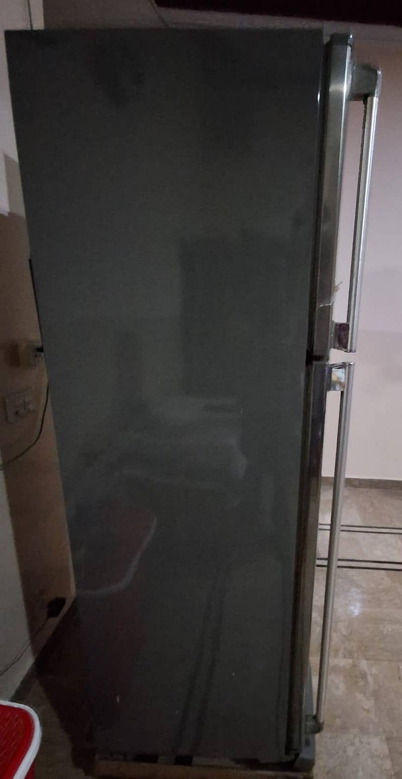 بہترین کنڈیشن ریفریجریٹر 4