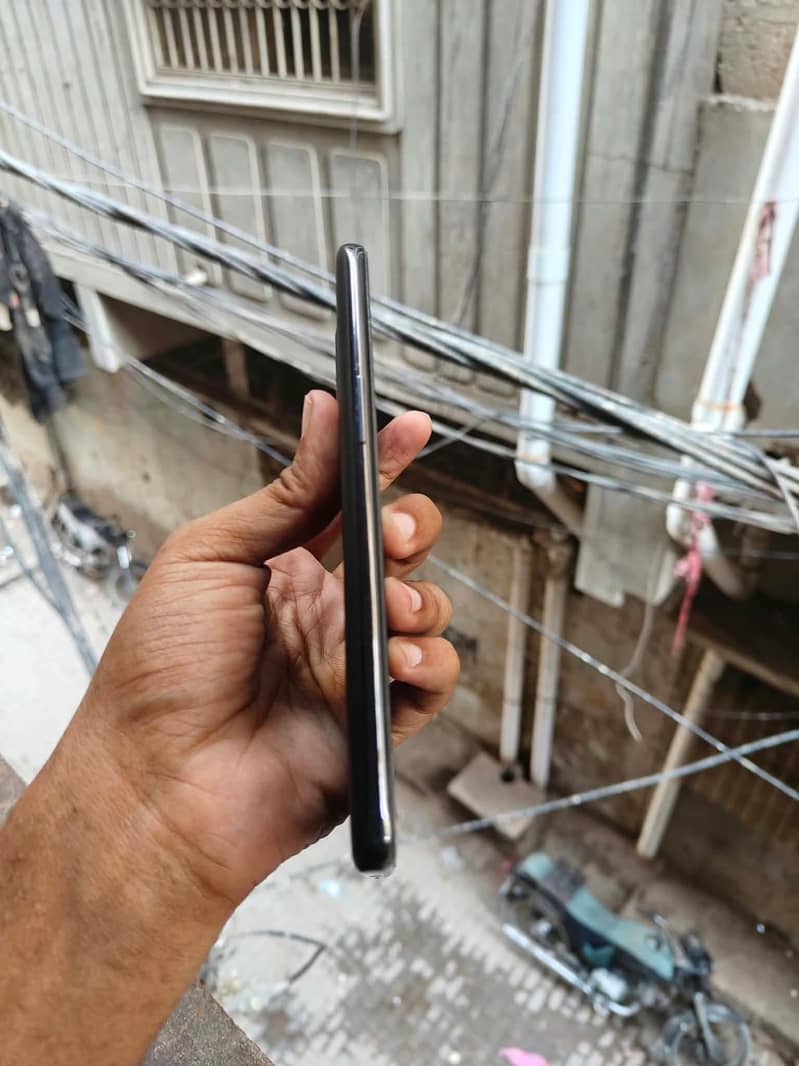 One Plus 10T 3