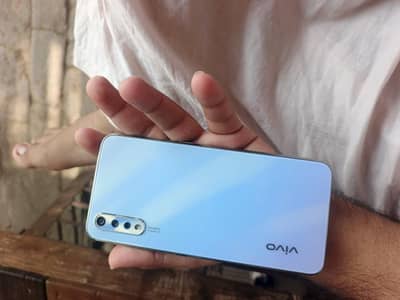 Vivo S1