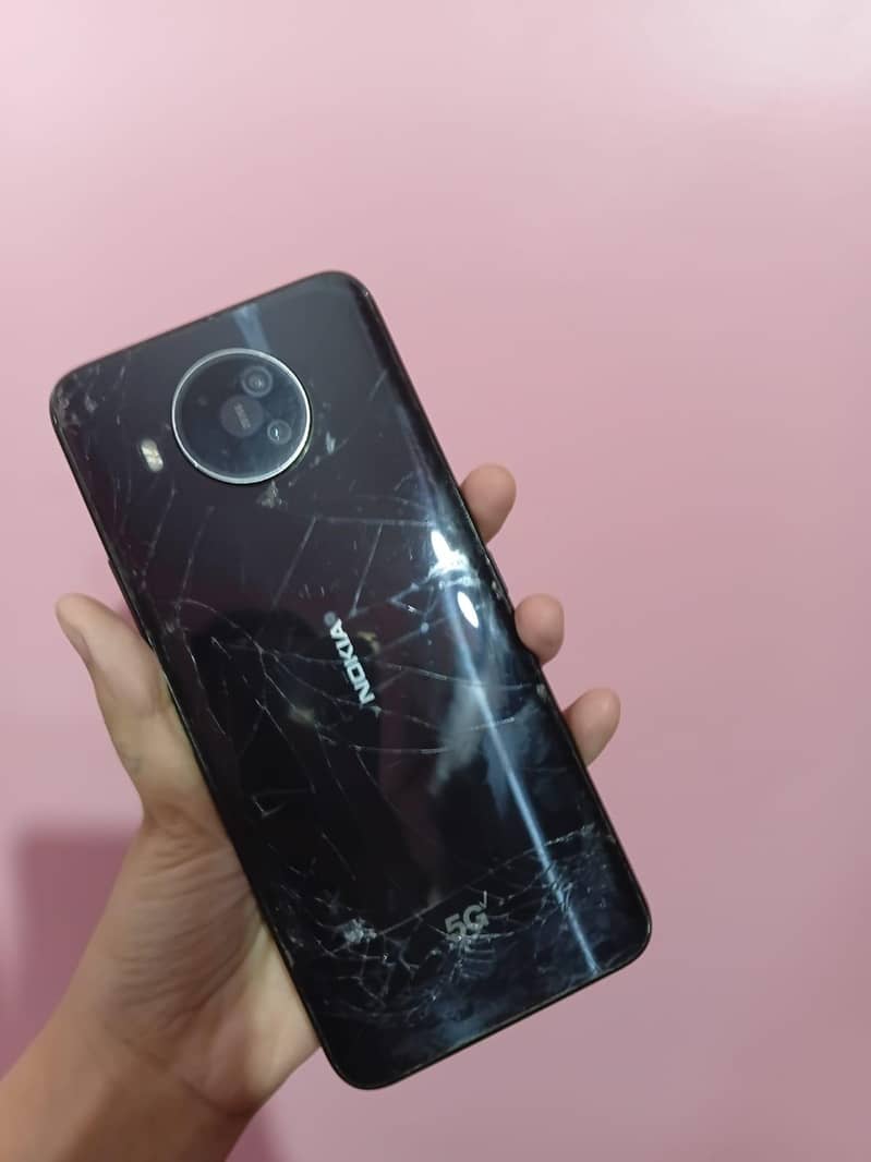Nokia 8 0