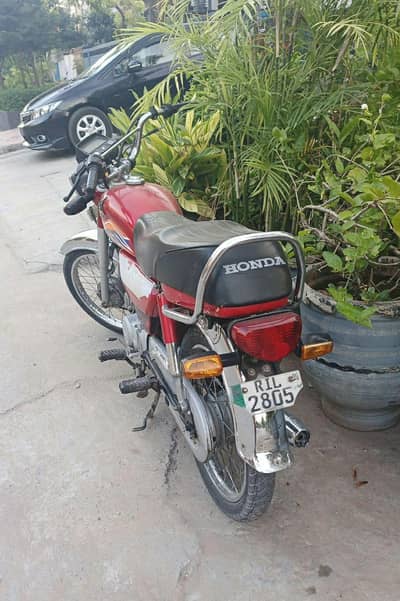 HONDA CD70 2020 model