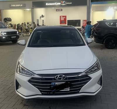 Hyundai Elantra 2022