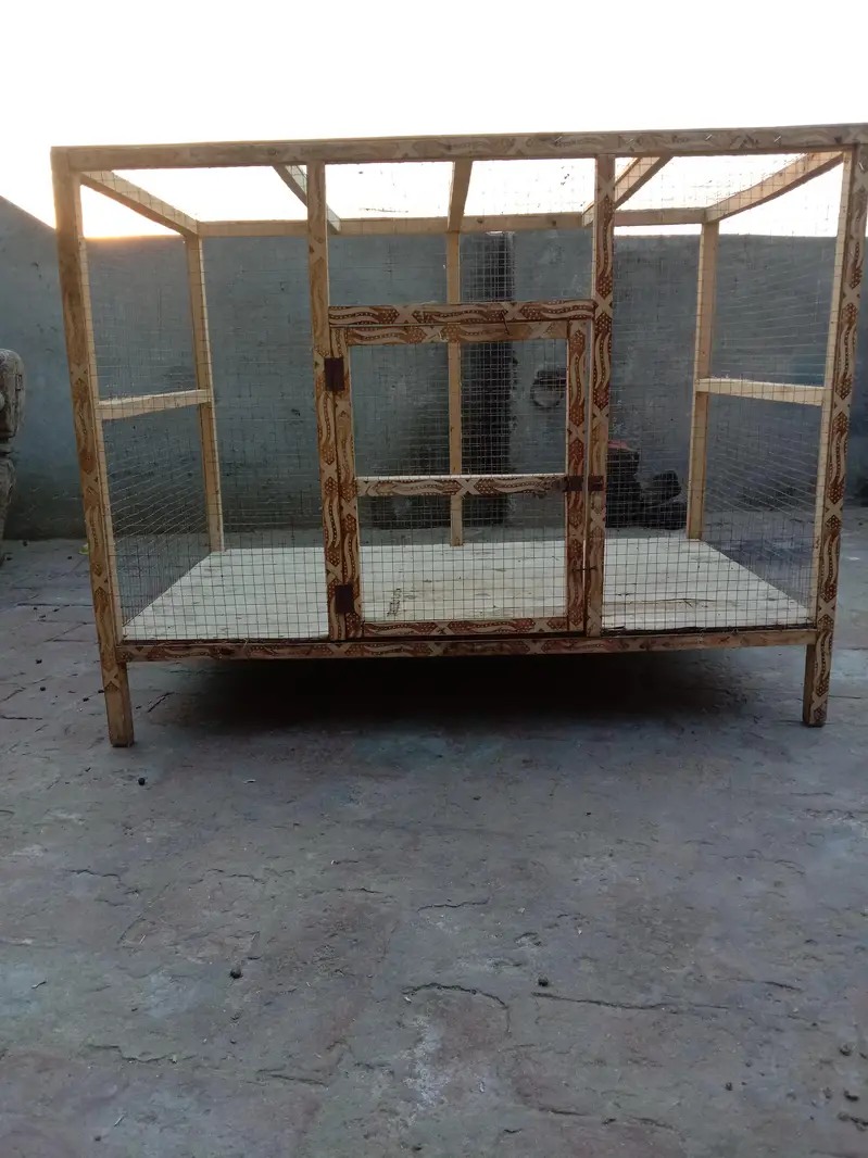 wooden hens cage for sale — photo 2