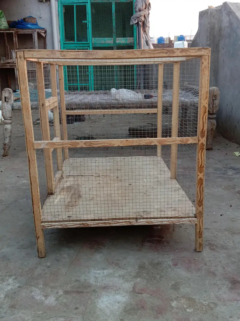 wooden hens cage for sale — photo 3