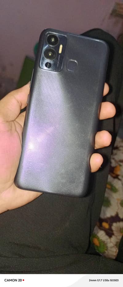 Infinix Hot 12