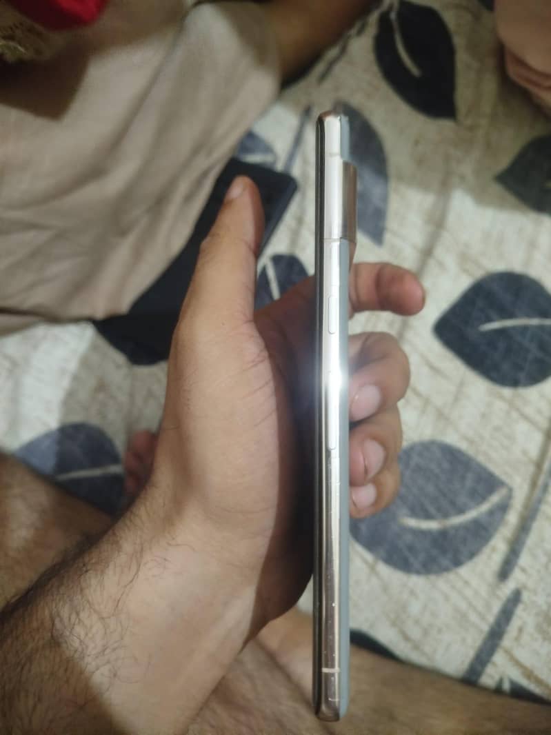 Google Pixel 7 Pro 2