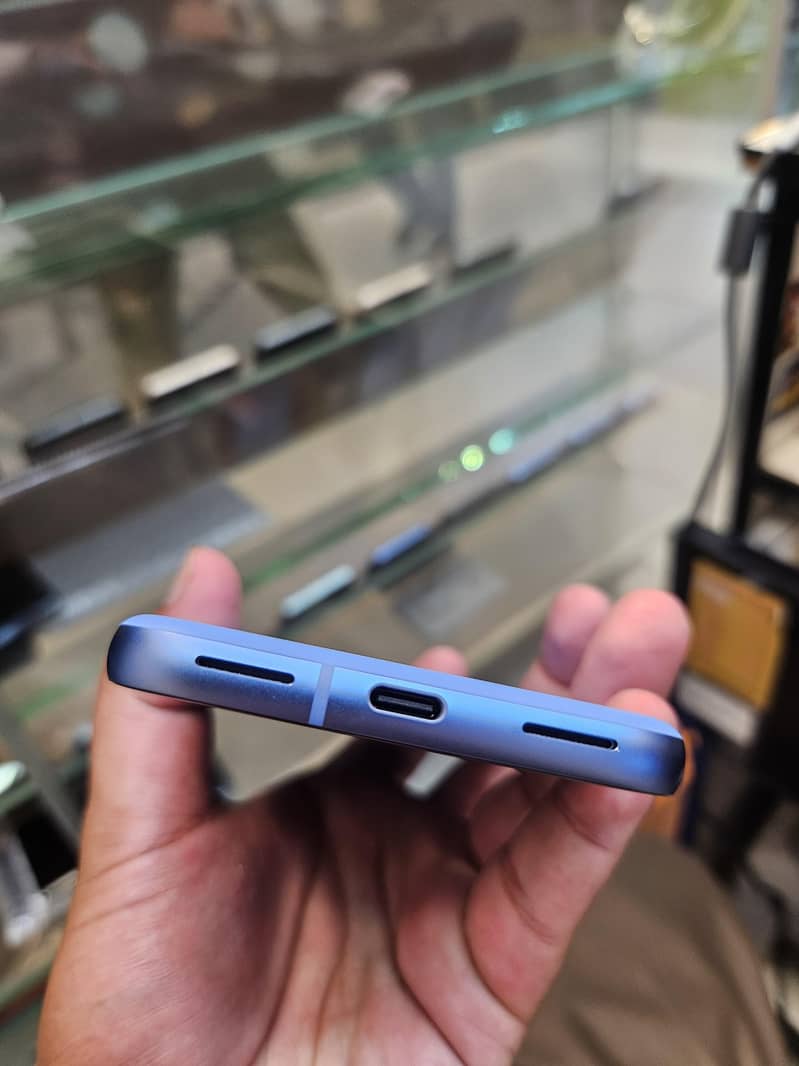 GOOGLE PIXEL 8A 2