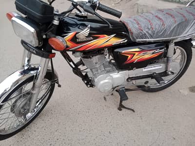 Honda 125 Hyderabad number 20 model