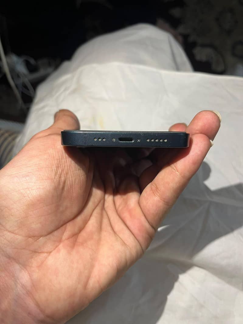 Apple iPhone 14 2