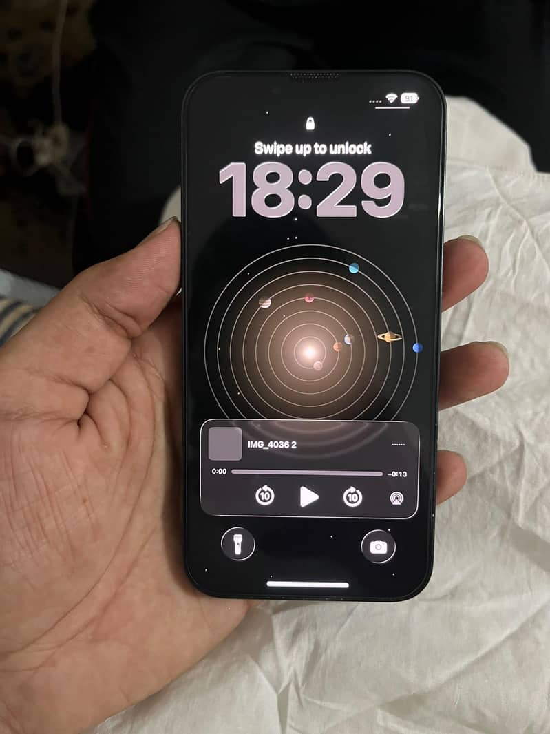 Apple iPhone 14 4
