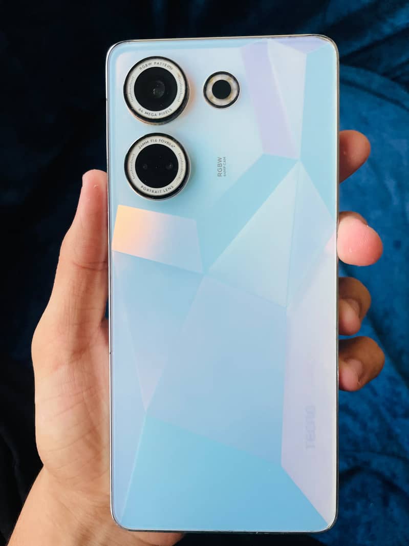Tecno CAMON 20 0