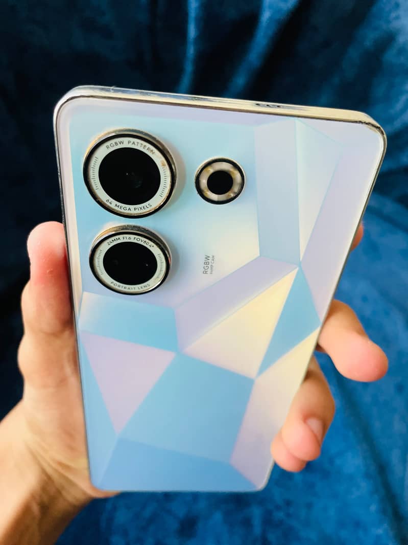 Tecno CAMON 20 1