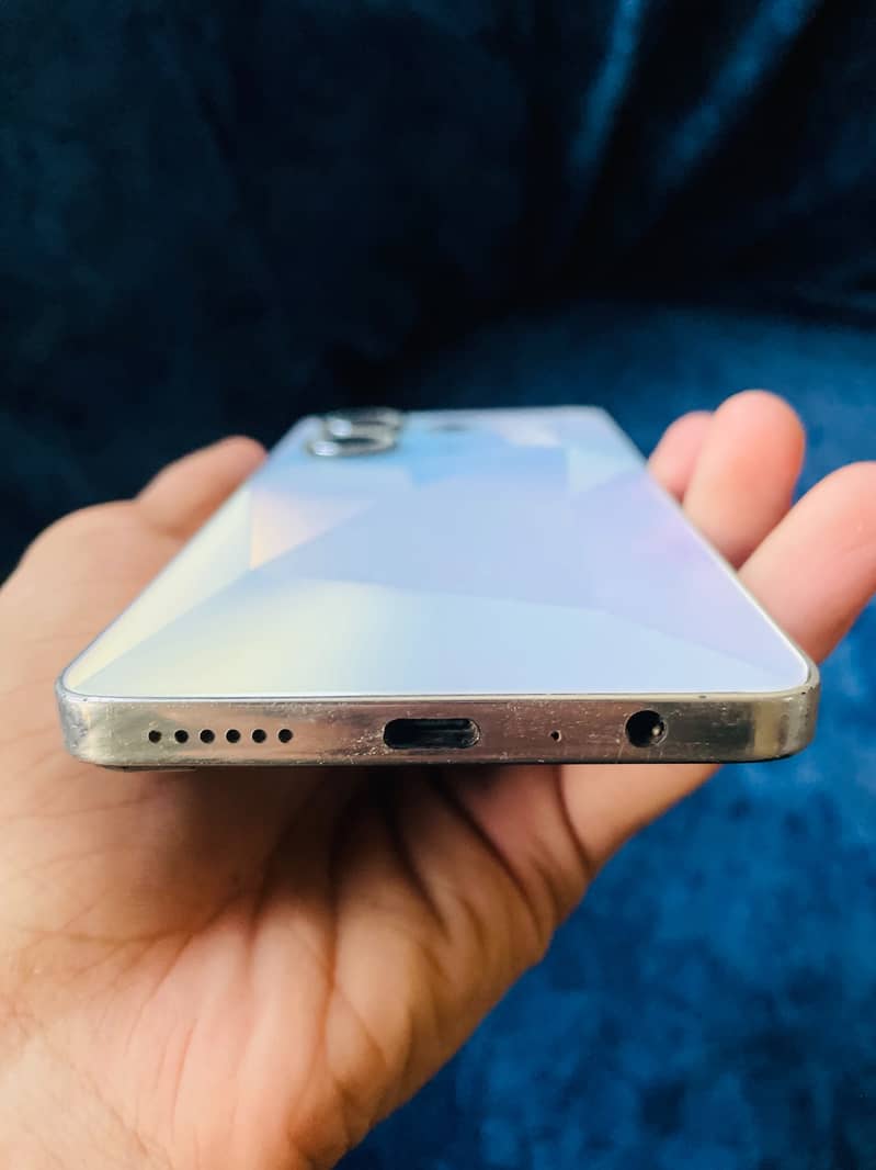 Tecno CAMON 20 2