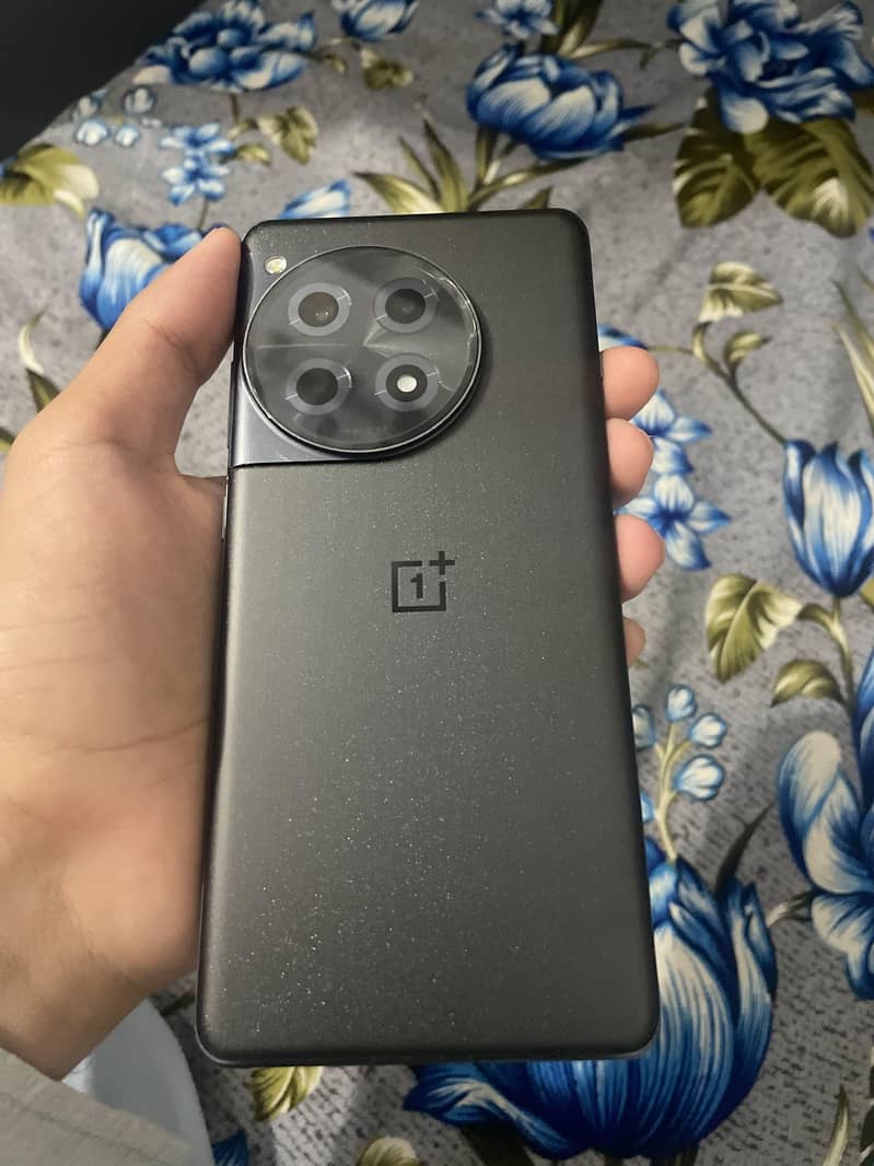 One Plus 12 0