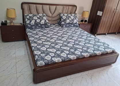 king size just like new bed set