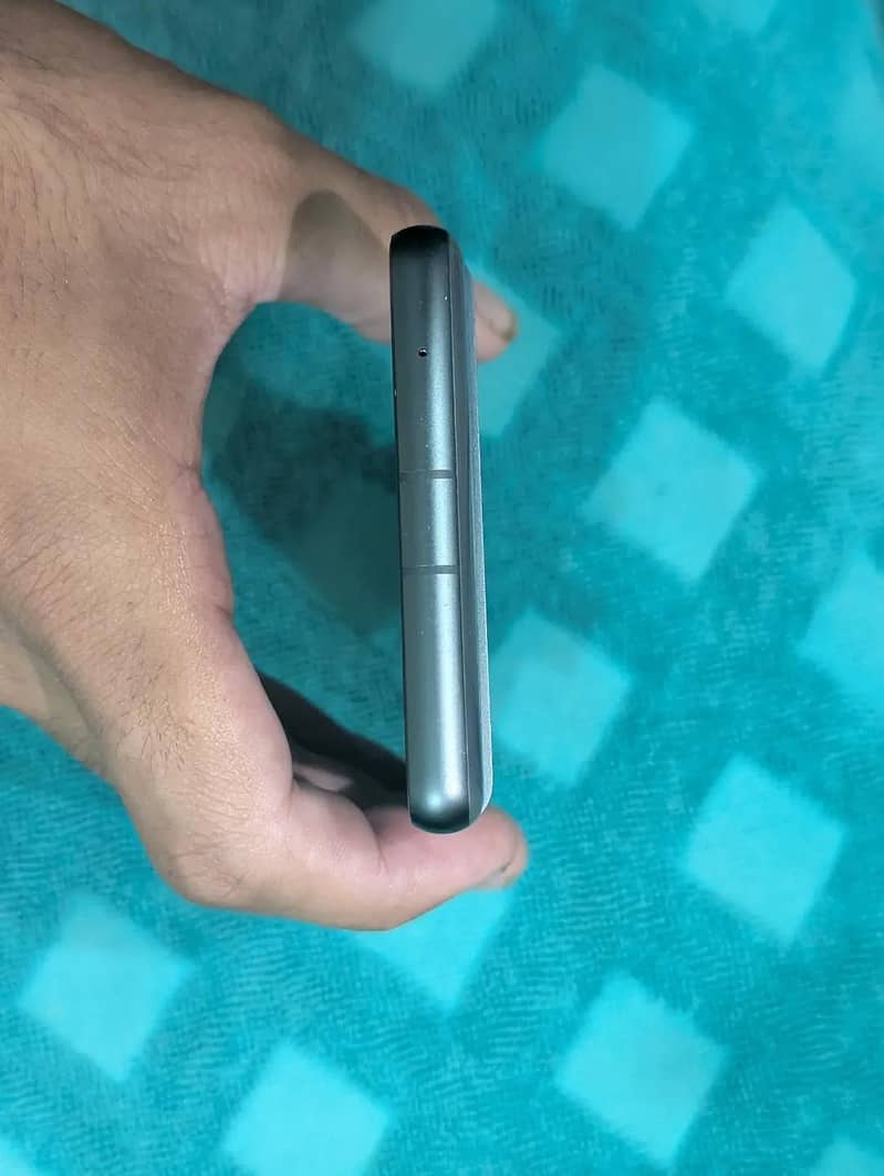 Google Pixel 7a 3