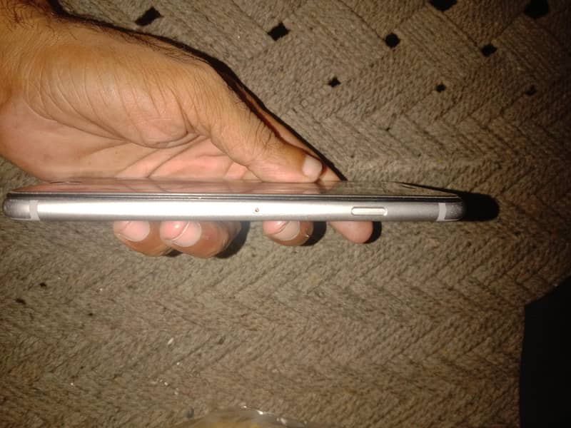 Apple iPhone 6 2