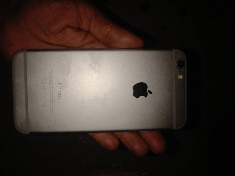 Apple iPhone 6 4