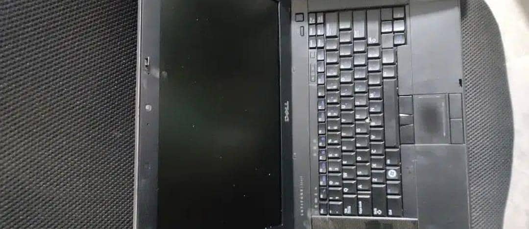 Laptop 0