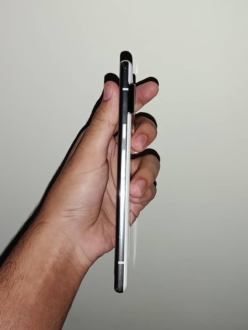 Google Pixel 6 Pro 2