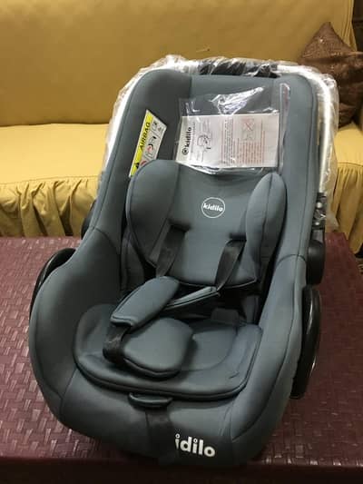 Baby Carry cot & car seat