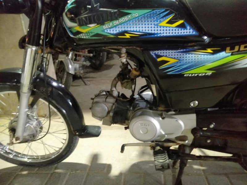 motorcycle 0