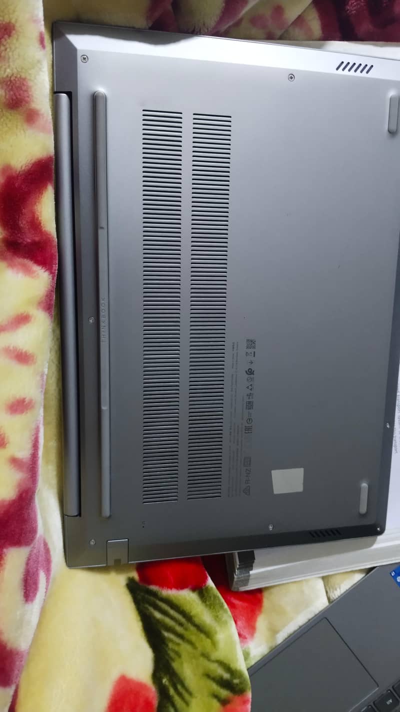 Lenevo thinkbook i7 13th gen 2