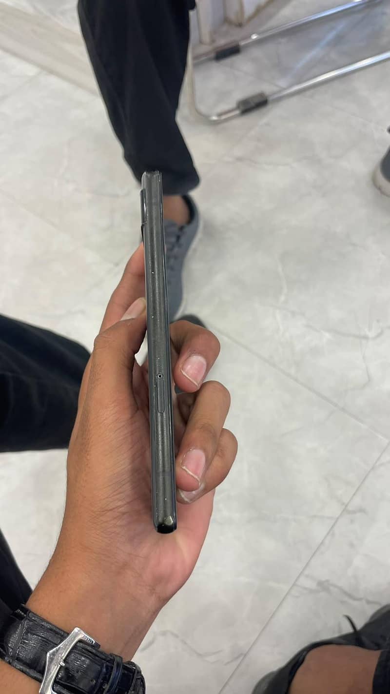 Google Pixel 6a 5