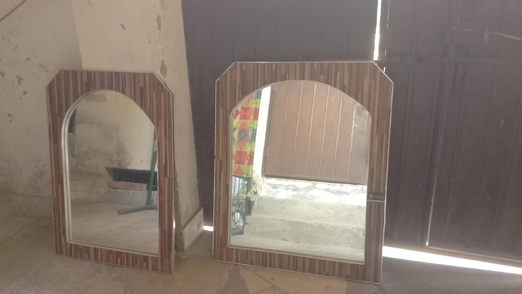 mirror 3