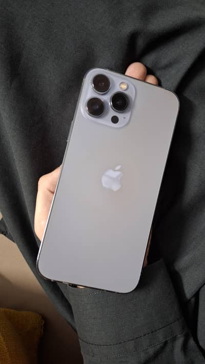 Apple iPhone 13 Pro Max – 1TB – Scratchless Condition