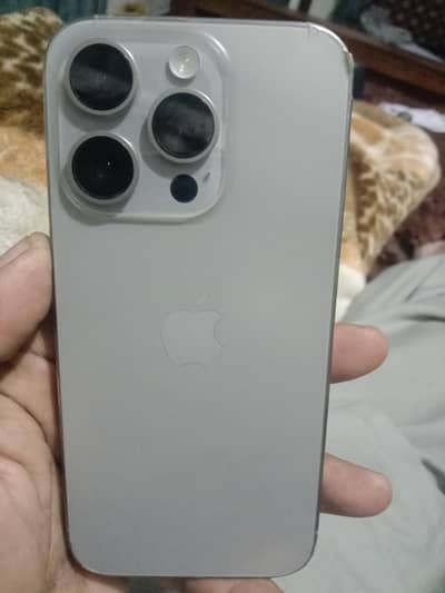 Apple iPhone 15 Pro jv