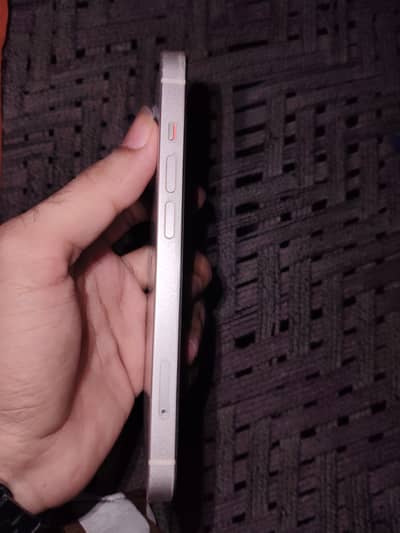 Apple iPhone 14
