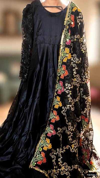 Black silk maxy