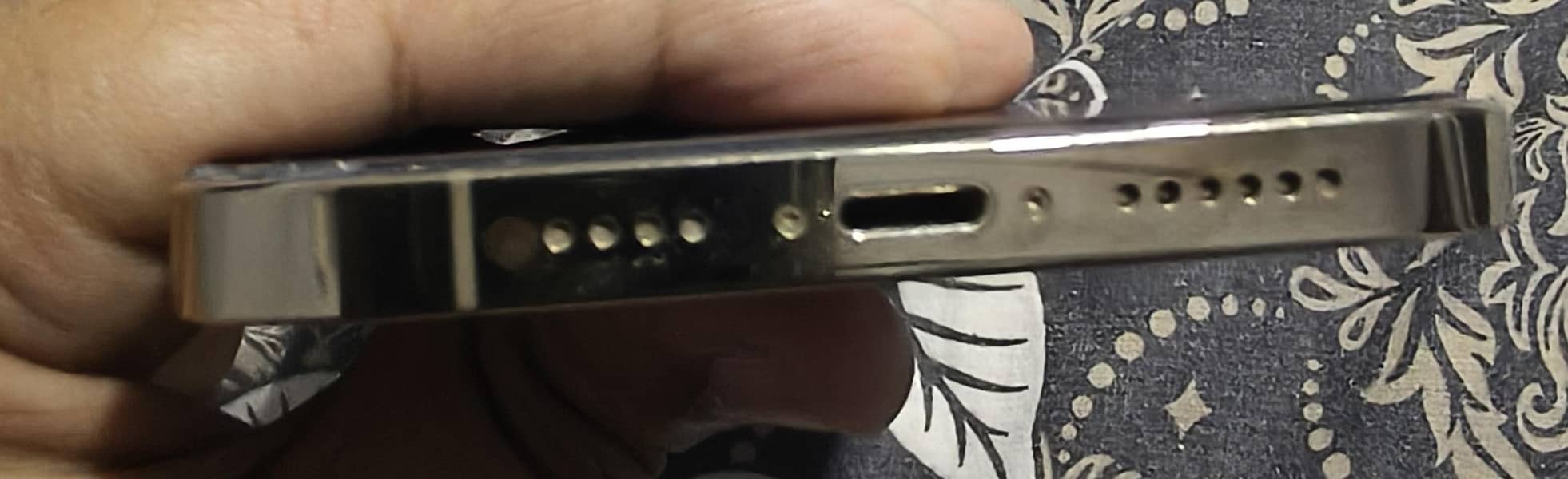 Apple iPhone 12 Pro Max 2