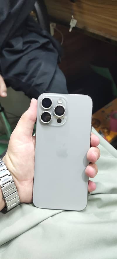 Apple iPhone 15 Pro Max